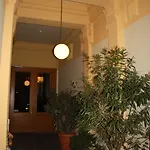 Johann Ξενοδοχείο 3*