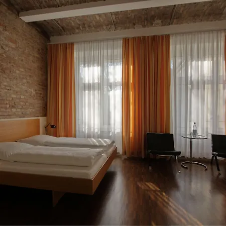 Hotel Johann 3*