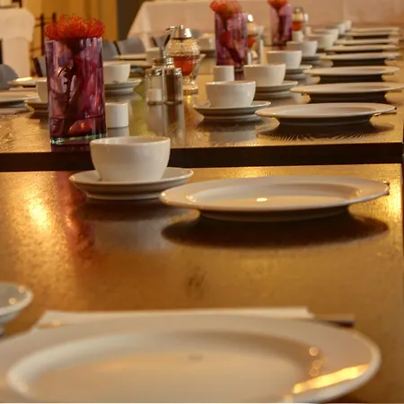 Johann 3* ברלין